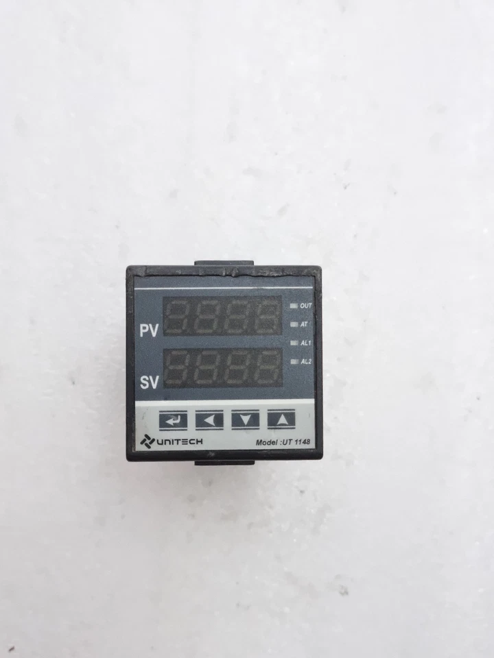 UNITECH UT1148 DIGITAL TEMPERATURE CONTROLLER AC85-265V AI-400 UT1148